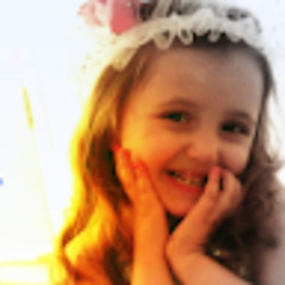 Meet your Posher, Aleksia